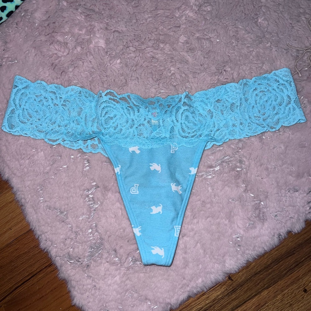 Victoria’s Secret PINK thong panty